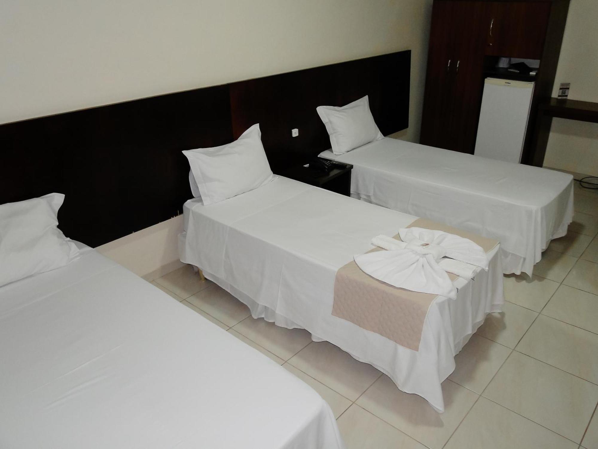 Hotel Albinos Itaperuna Extérieur photo