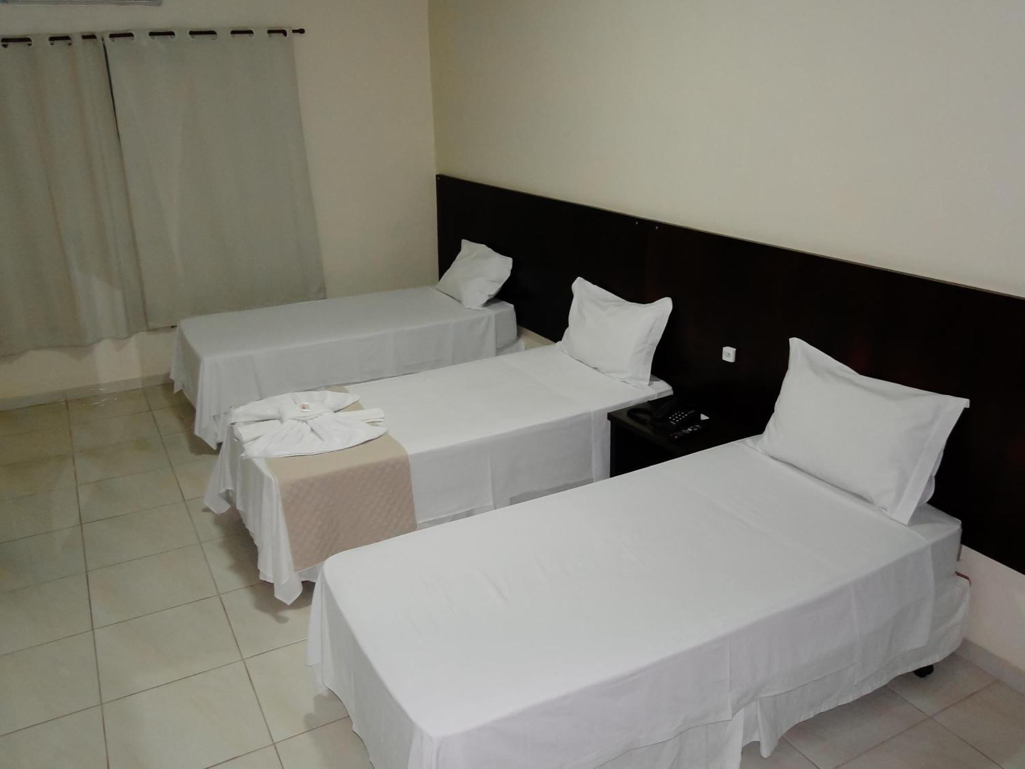 Hotel Albinos Itaperuna Extérieur photo