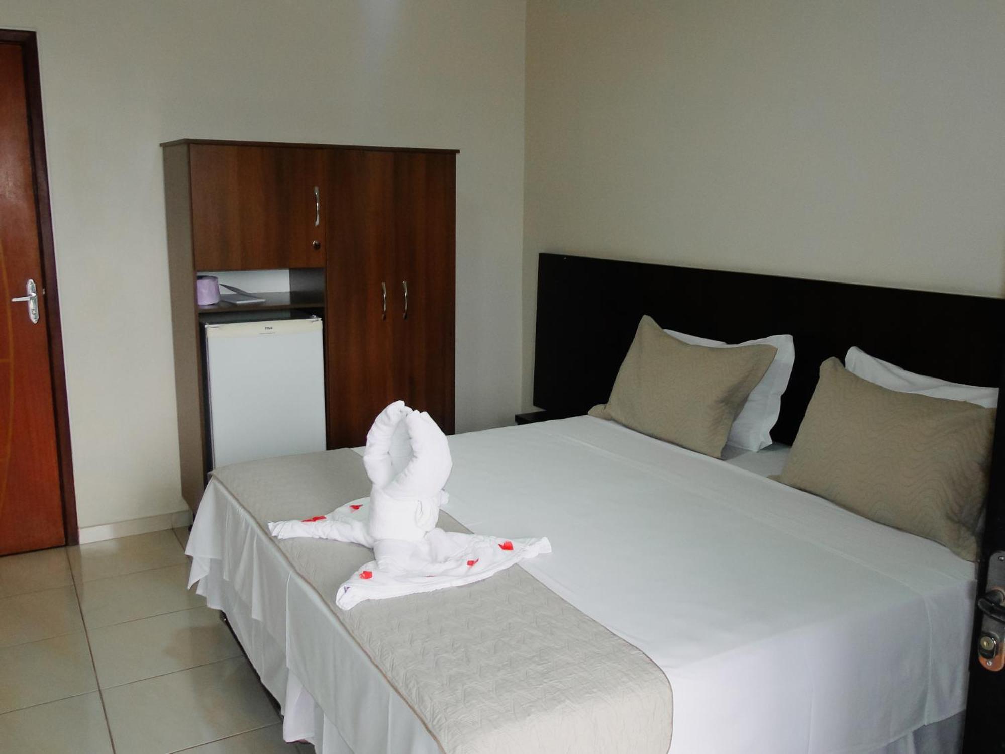 Hotel Albinos Itaperuna Extérieur photo